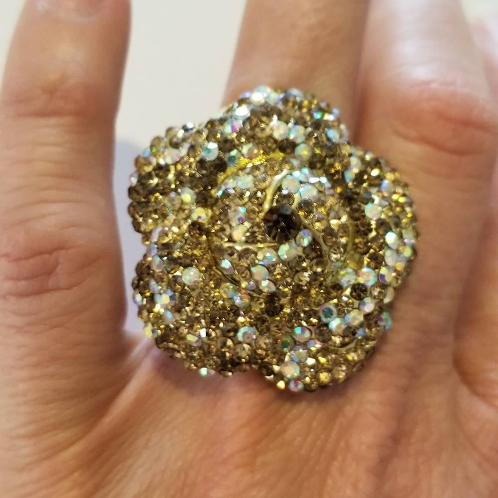 Bling Ring - Picture 5 of 6